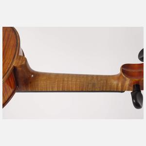 Violine mit Bogen