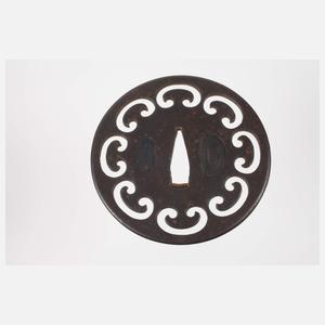 Sukashi Tsuba