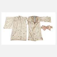 Zwei historische Kimono111