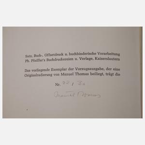 Sechs Bücher zu Manuel Thomas