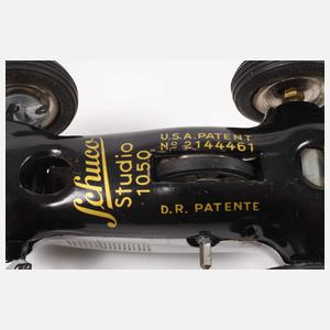 Konvolut Schuco Patent-Fahrzeuge und Garage