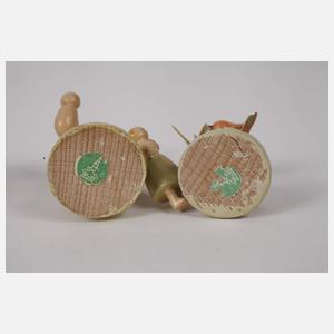 Wendt & Kühn frühe Kinderfigur, Wiege und Blume