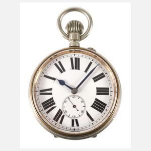 Übergroße Eisenbahneruhr