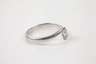 Platinring mit Steinbesatz