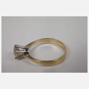 Solitärring mit Brillant