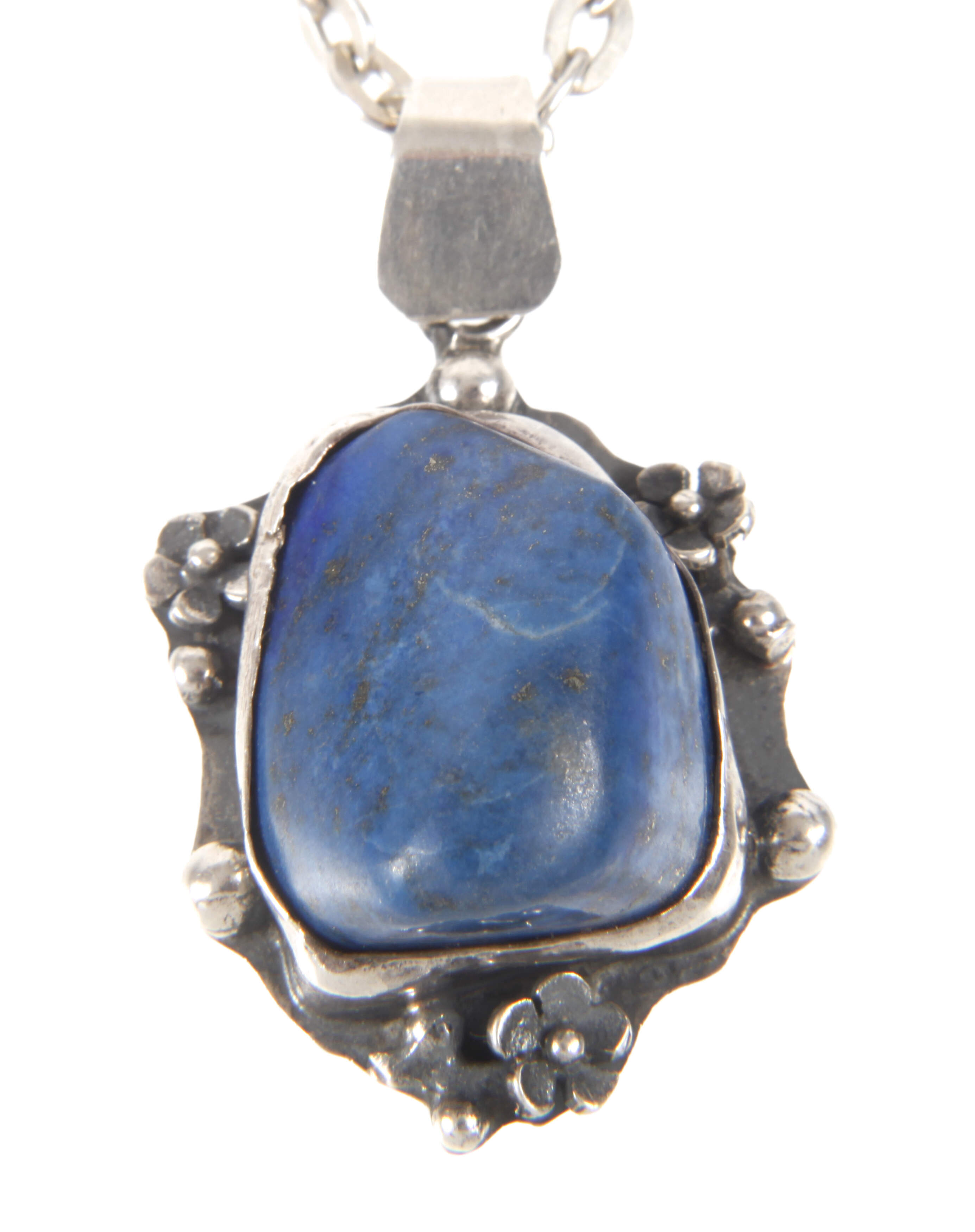 Anhänger mit Lapislazuli an Kette