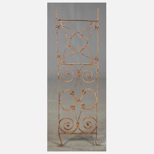 Acht kleine Fenstergitter Schmiedeeisen