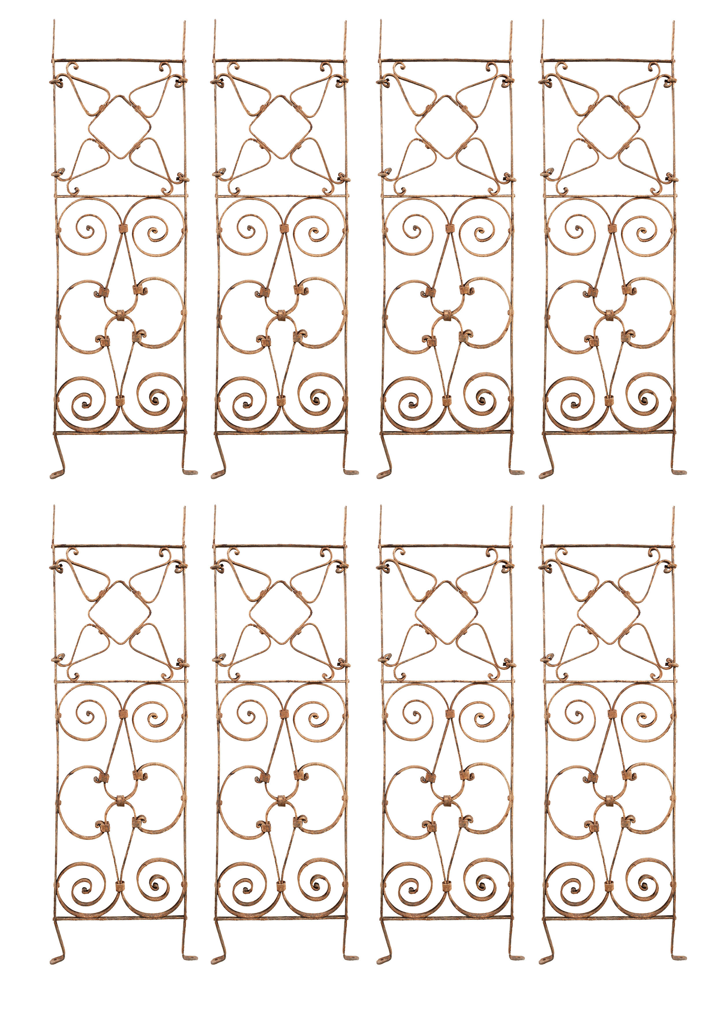 Acht kleine Fenstergitter Schmiedeeisen