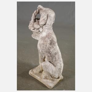 Gartenfigur Hund mit Blumenkorb