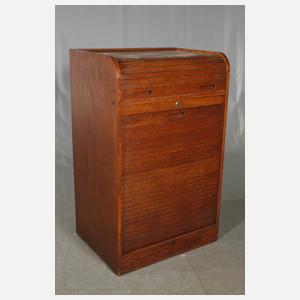 Waschschrank mit Rolloverschluss