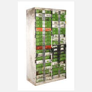 Großer Werkstattschrank