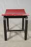 Modernistischer Hocker