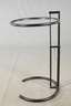 Eileen Gray, Beistelltisch