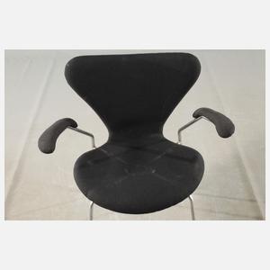 Arne Jacobsen, sechs Armlehnstühle Serie 7