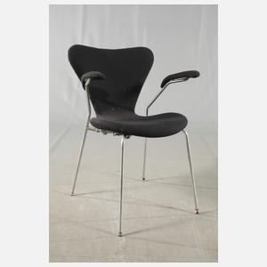 Arne Jacobsen, sechs Armlehnstühle Serie 7