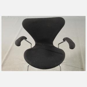 Arne Jacobsen, sechs Armlehnstühle Serie 7