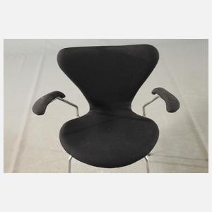 Arne Jacobsen, sechs Armlehnstühle Serie 7
