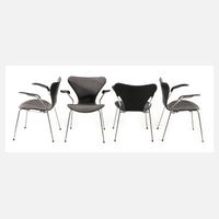 Arne Jacobsen, vier Armlehnstühle Serie 3107111