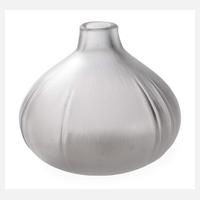 Massive Vase in feiner Schlifftechnik111