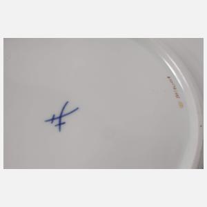 Meissen neun prunkvolle Dessertteller "X-Form"