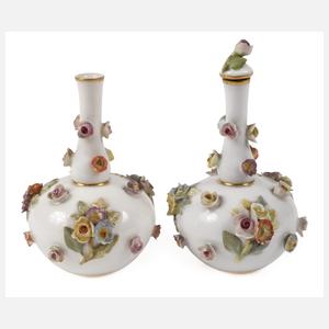 Meissen Paar Flakons mit Blumenbesatz