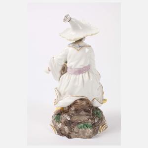 Nymphenburg/Frankenthal "Chinese mit Früchtekorb"