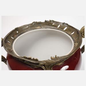 Großer Cachepot mit Bronzemontur