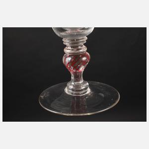 Barockes Hochzeits-Kelchglas mit rotem Faden