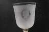 Klassizistisches Becherglas mit Silberfuß