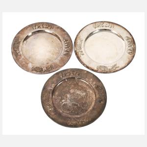 Drei Platzteller Silber