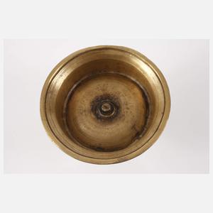 Spätbarocker Muldenfußleuchter