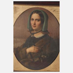 Junge Frau vor Winterlandschaft