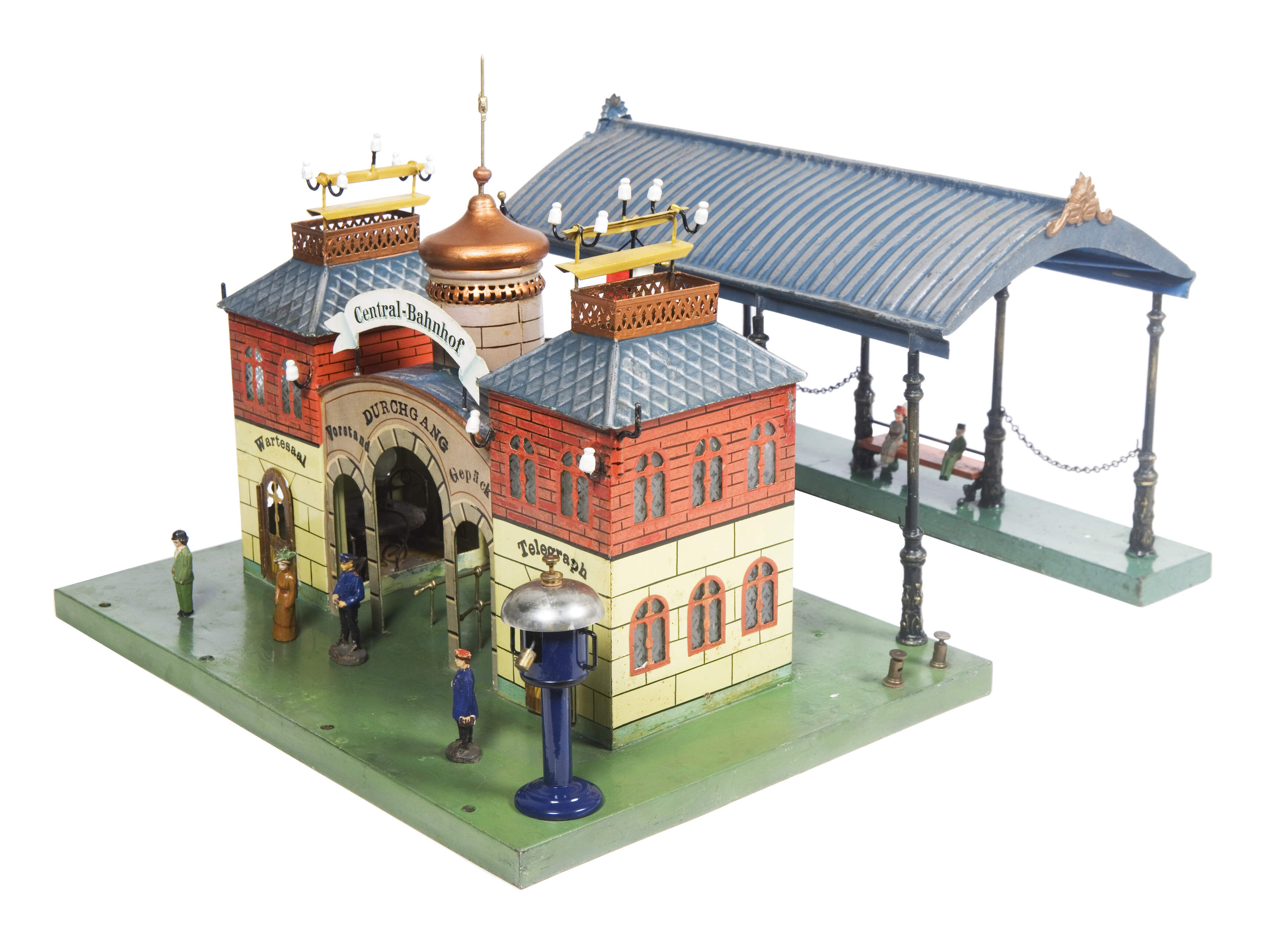 Märklin Central-Bahnhof mit Seitenhalle, Spur 1
