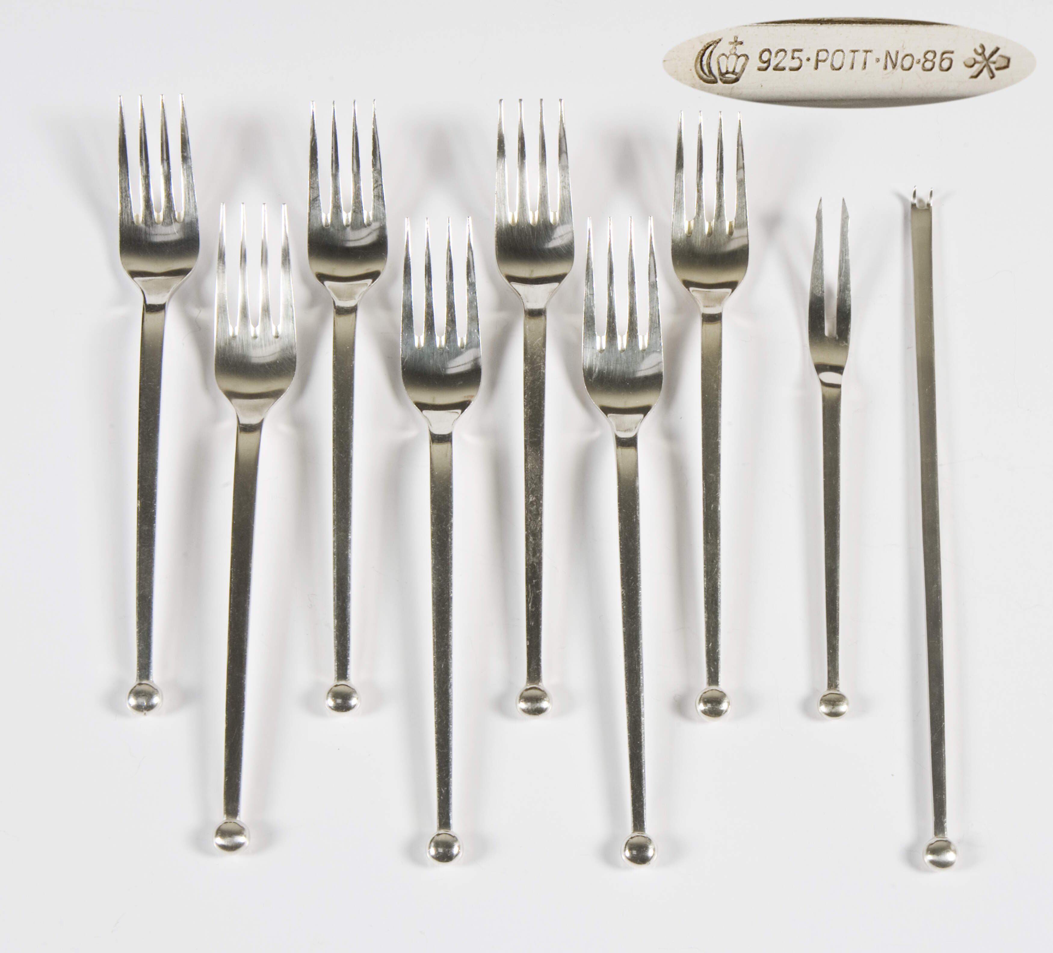 9-teiliges Design-Besteck, Entwurf von Josef Hoffmann