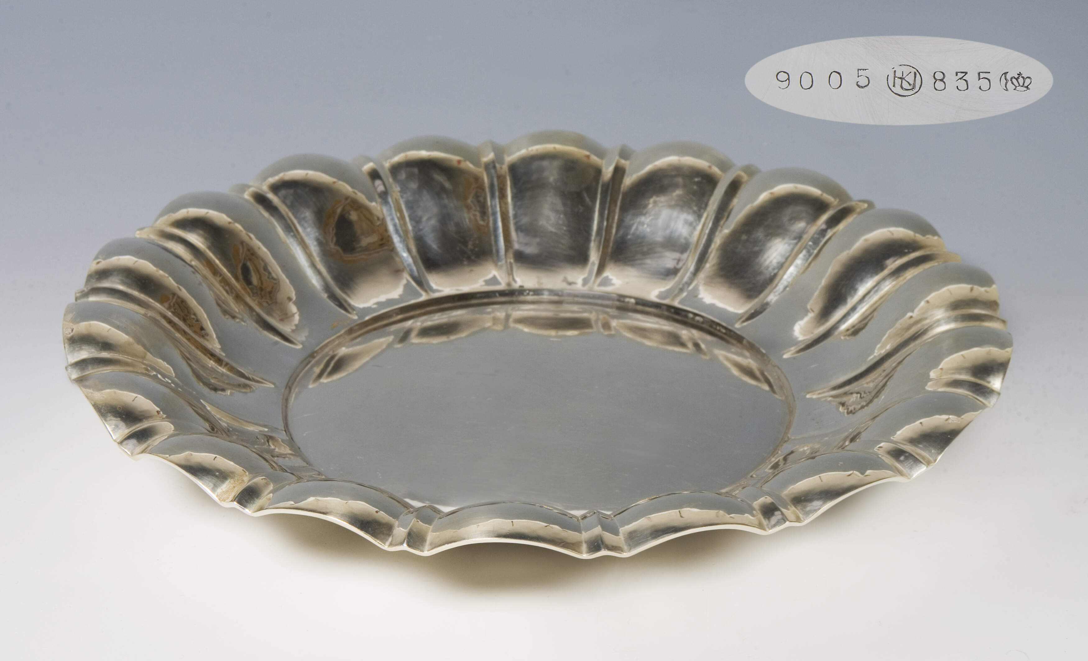 Große deutsche Silber-Schale