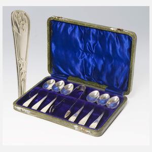 Jugendstil-Kaffeelöffel, Zuckerzange im Etui