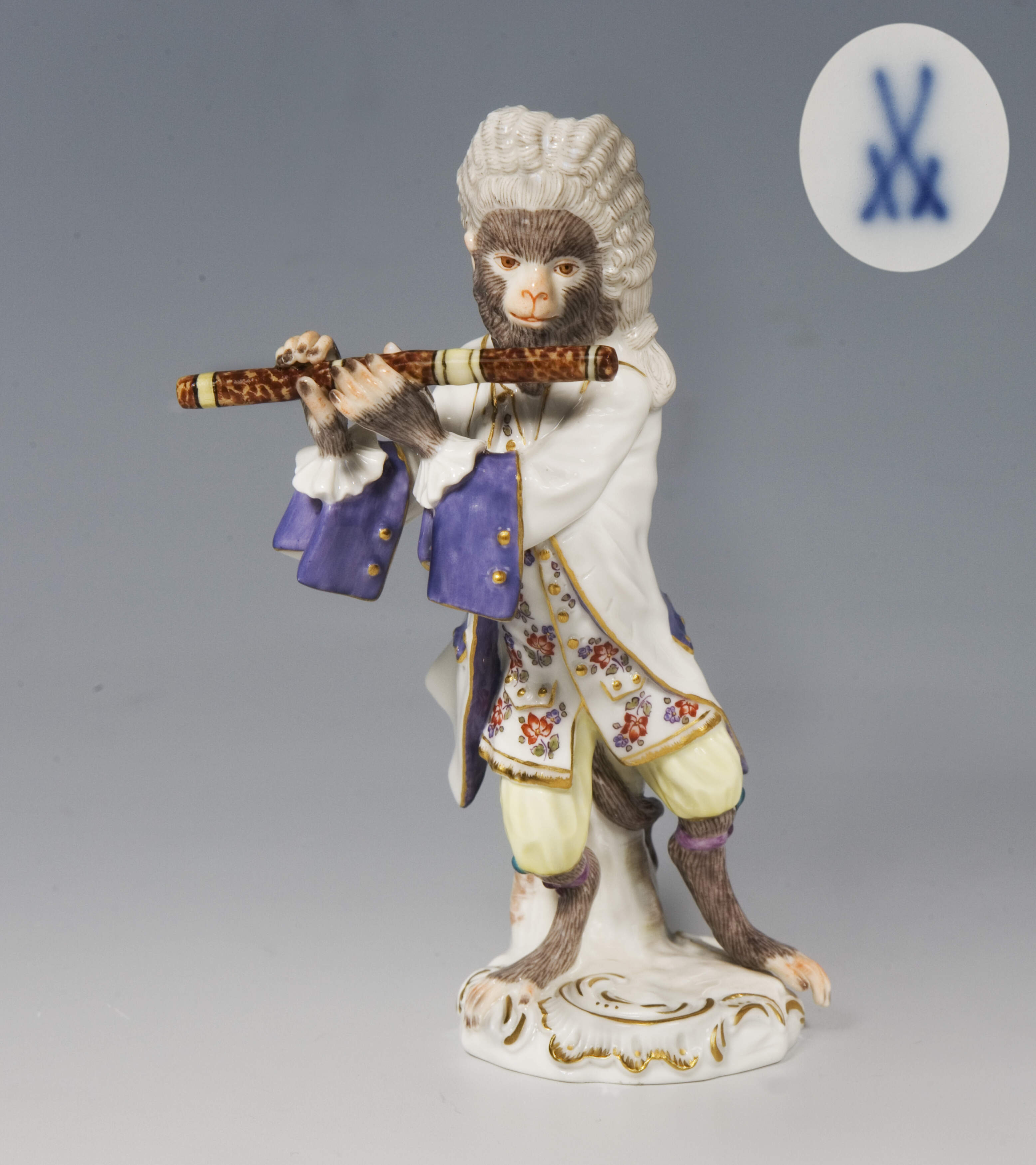 Meissen, Figur der Affenkapelle "Flötist"