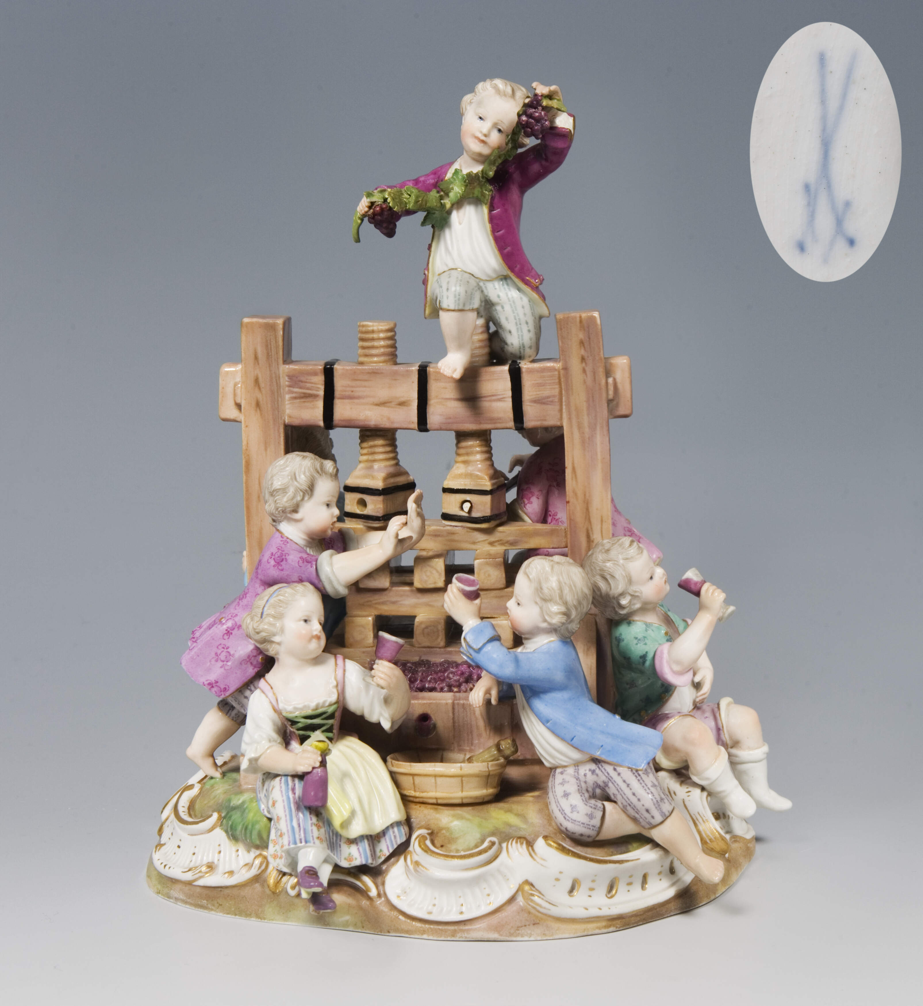 Meissen, Figurengruppe "Weinpresse"