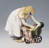 Meissen, Jugendstil-Figur "Mädchen mit Puppenwagen"