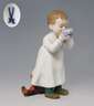 Meissen, Jugendstil-Figur "Kind, trinkend"