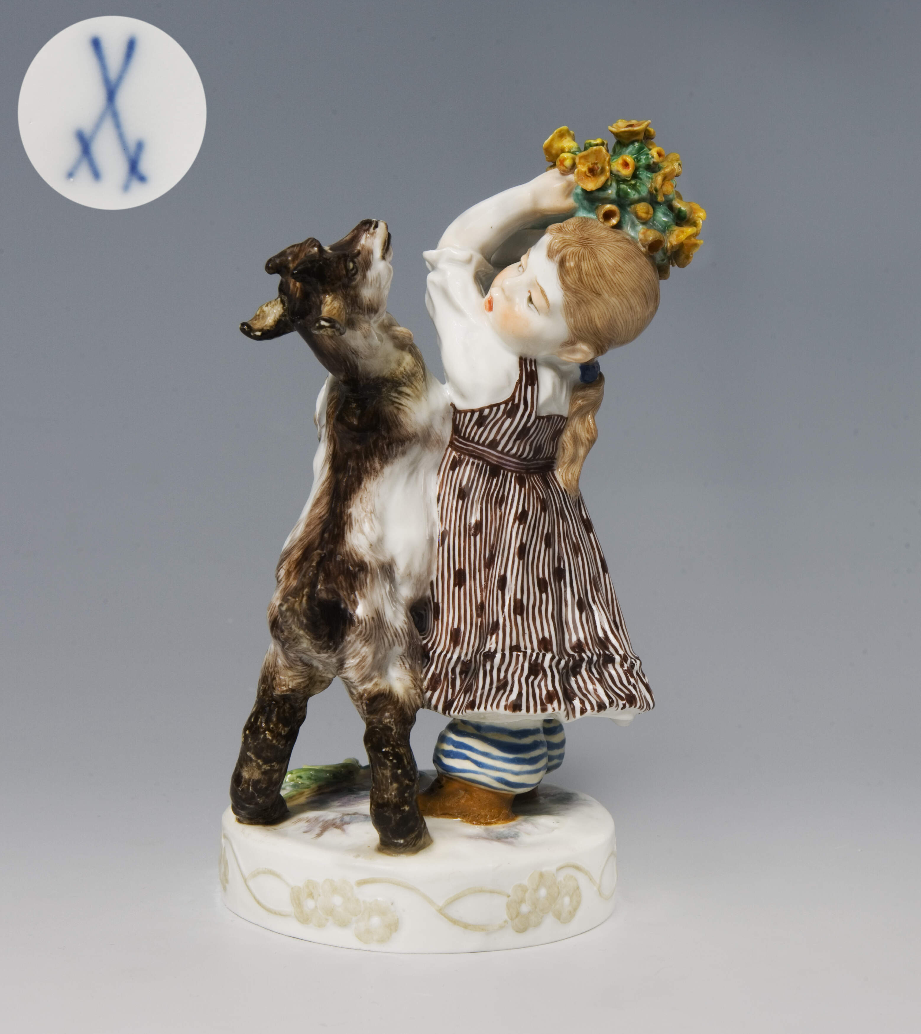 Meissen, Jugendstil-Figur "Mädchen mit Ziege"