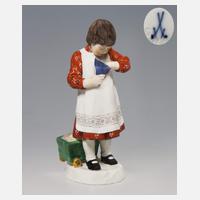 Meissen, Jugendstil-Figur "Mädchen mit Bonbontüte"111