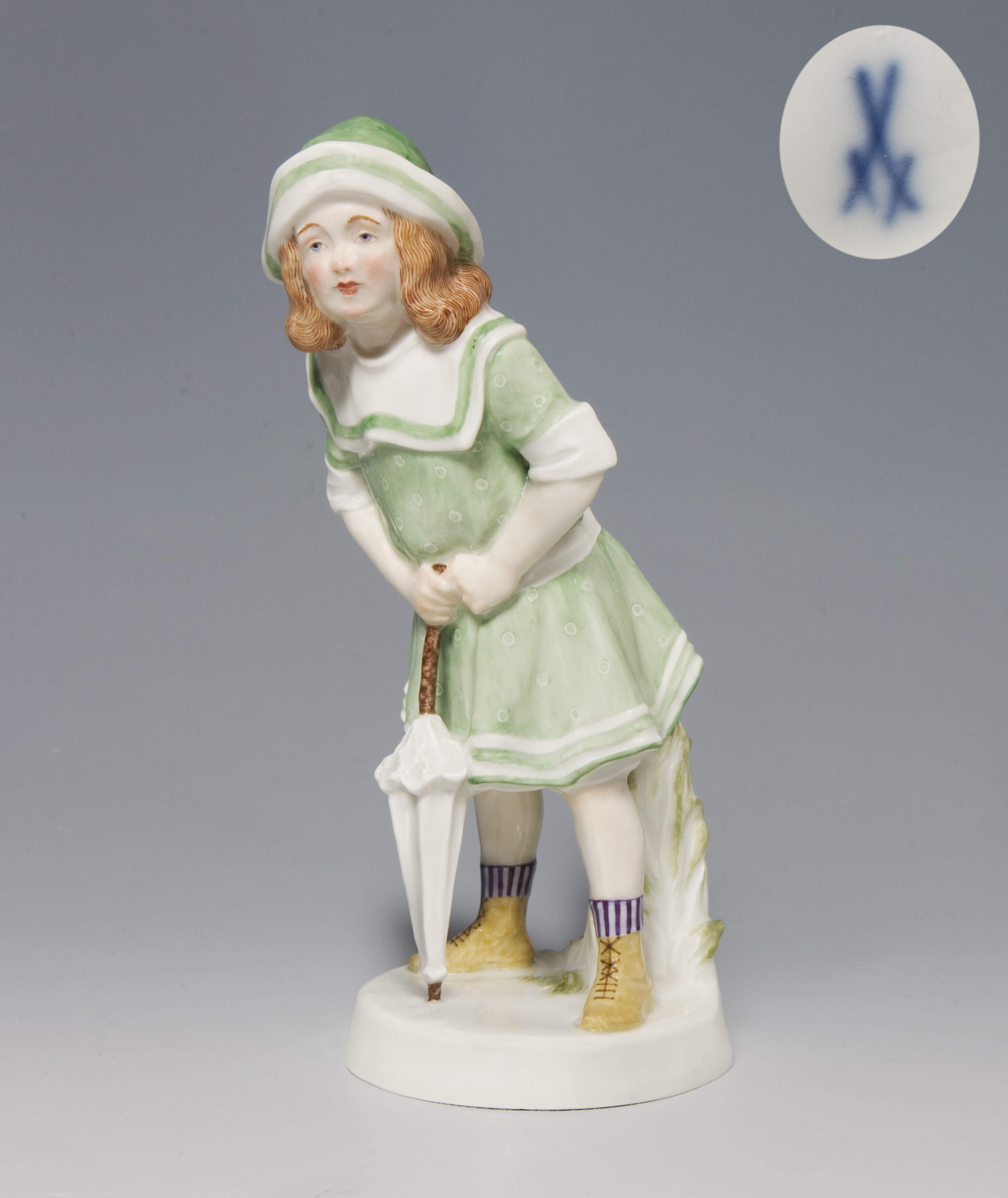 Meissen, Jugendstil-Figur "Mädchen mit Schirm"
