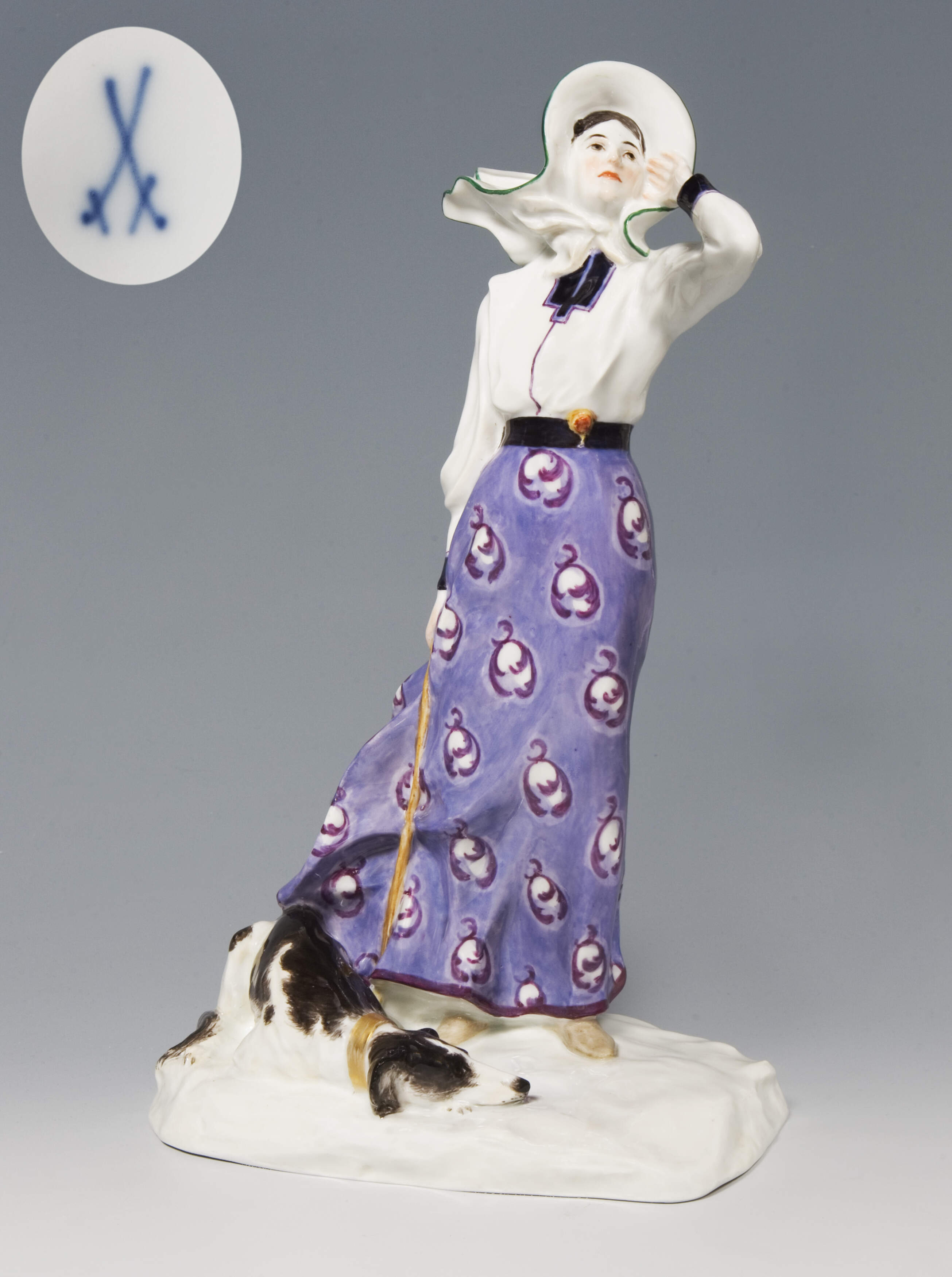 Meissen, Jugendstil-Figurengruppe "Dame mit Hund"