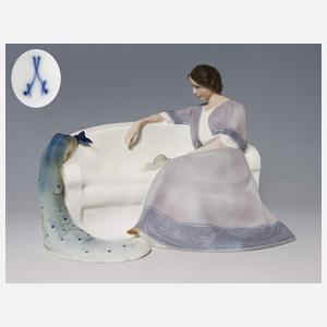 Meissen, Jugendstil-Figurengruppe "Dame mit Pfau"