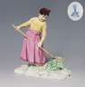 Meissen, Jugendstil-Figur "Mädchen mit Rechen"