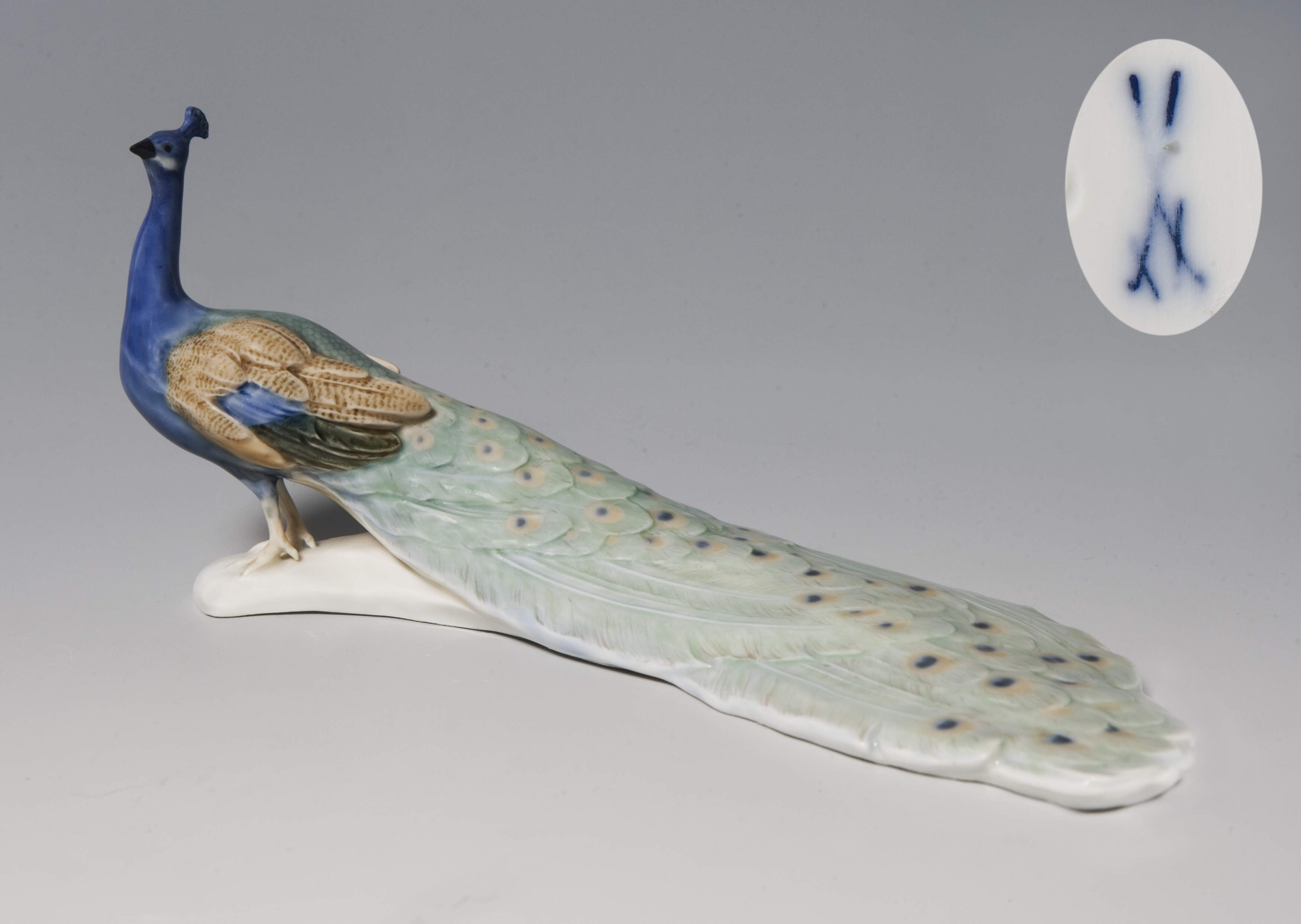 Meissen, Jugendstil-Tierfigur "Pfau"