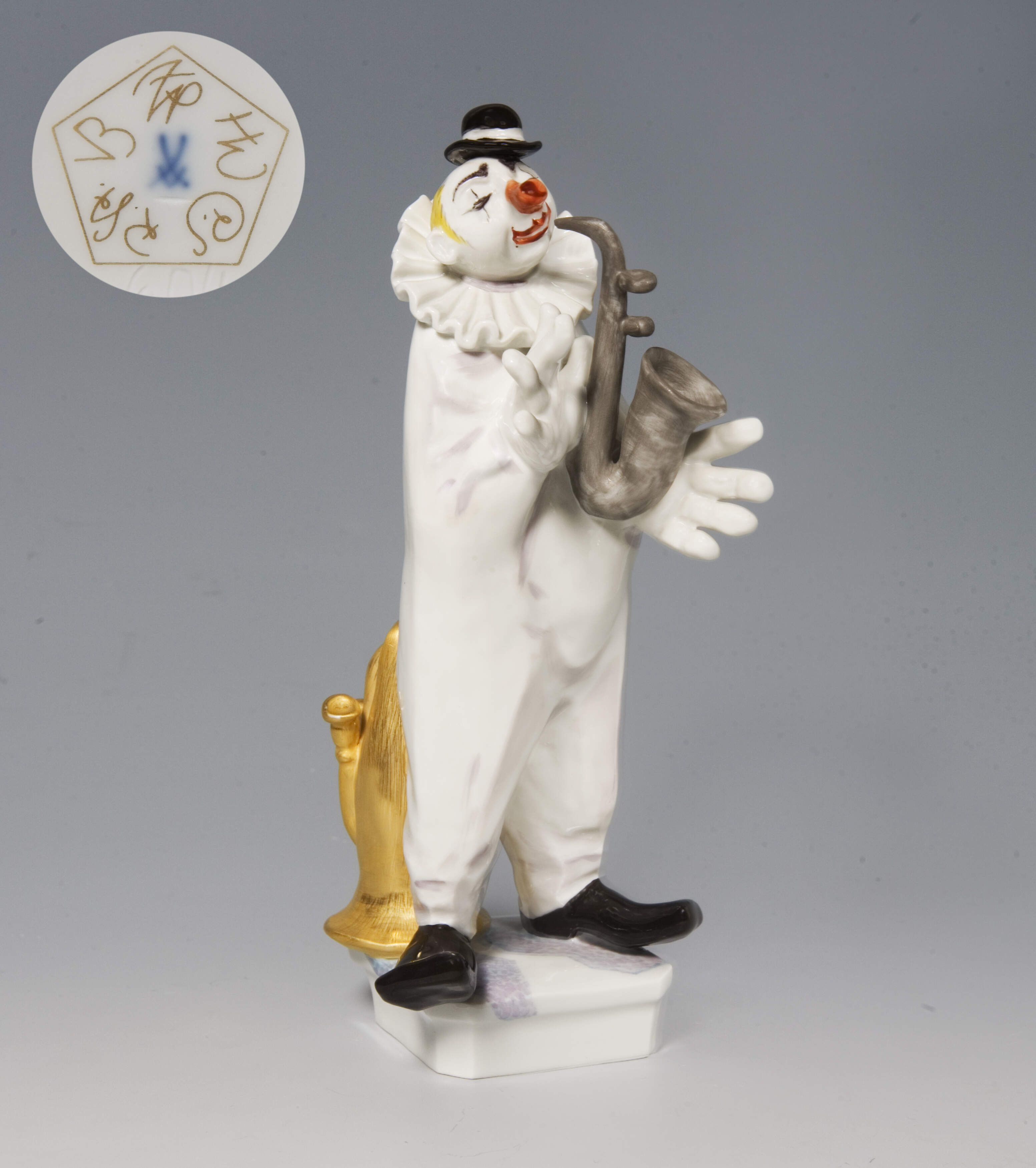 Meissen, "Clown mit Saxophon" mit Sonder-Signet