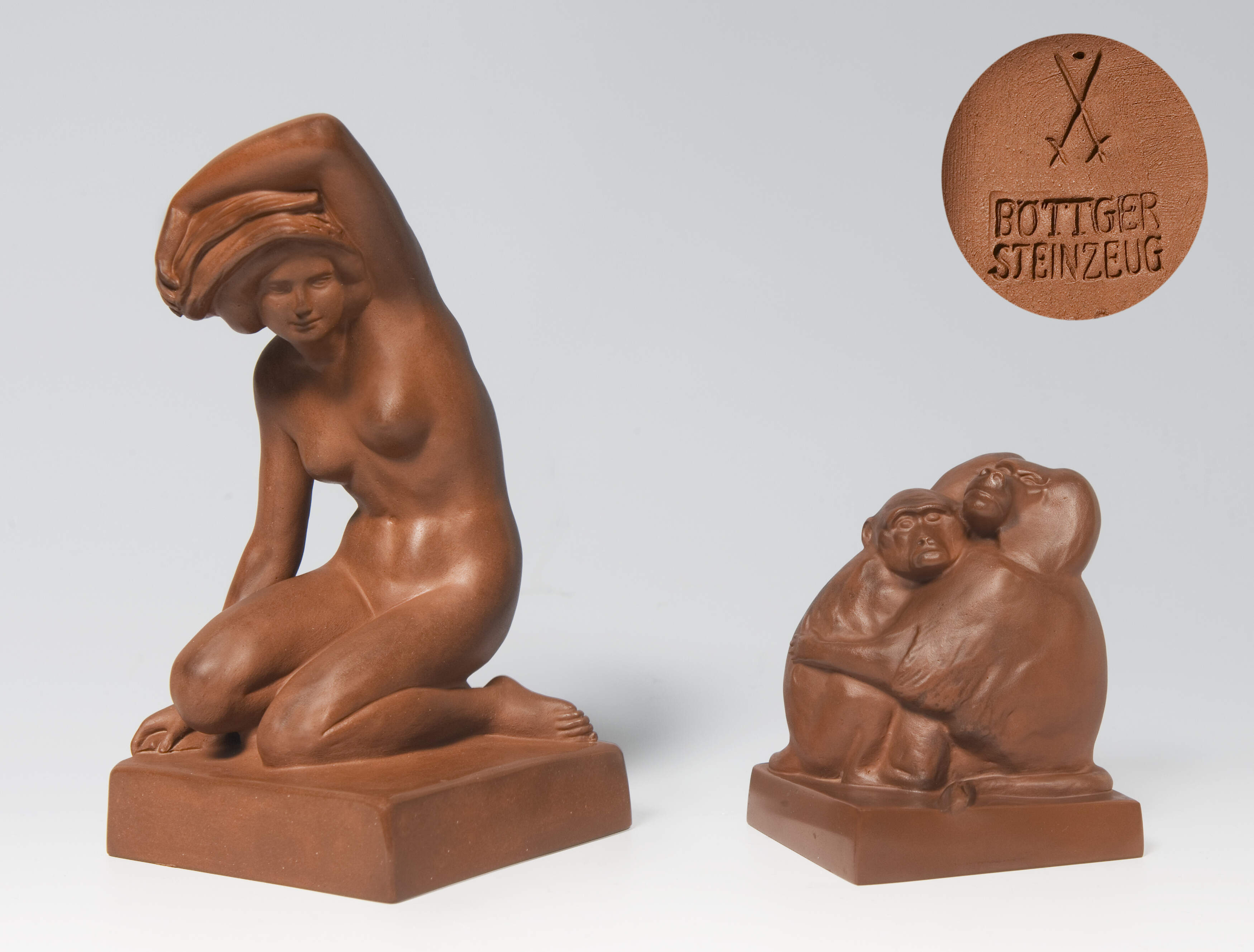 Meissen, 2 Figuren "Mädchenakt", "Paviangruppe"