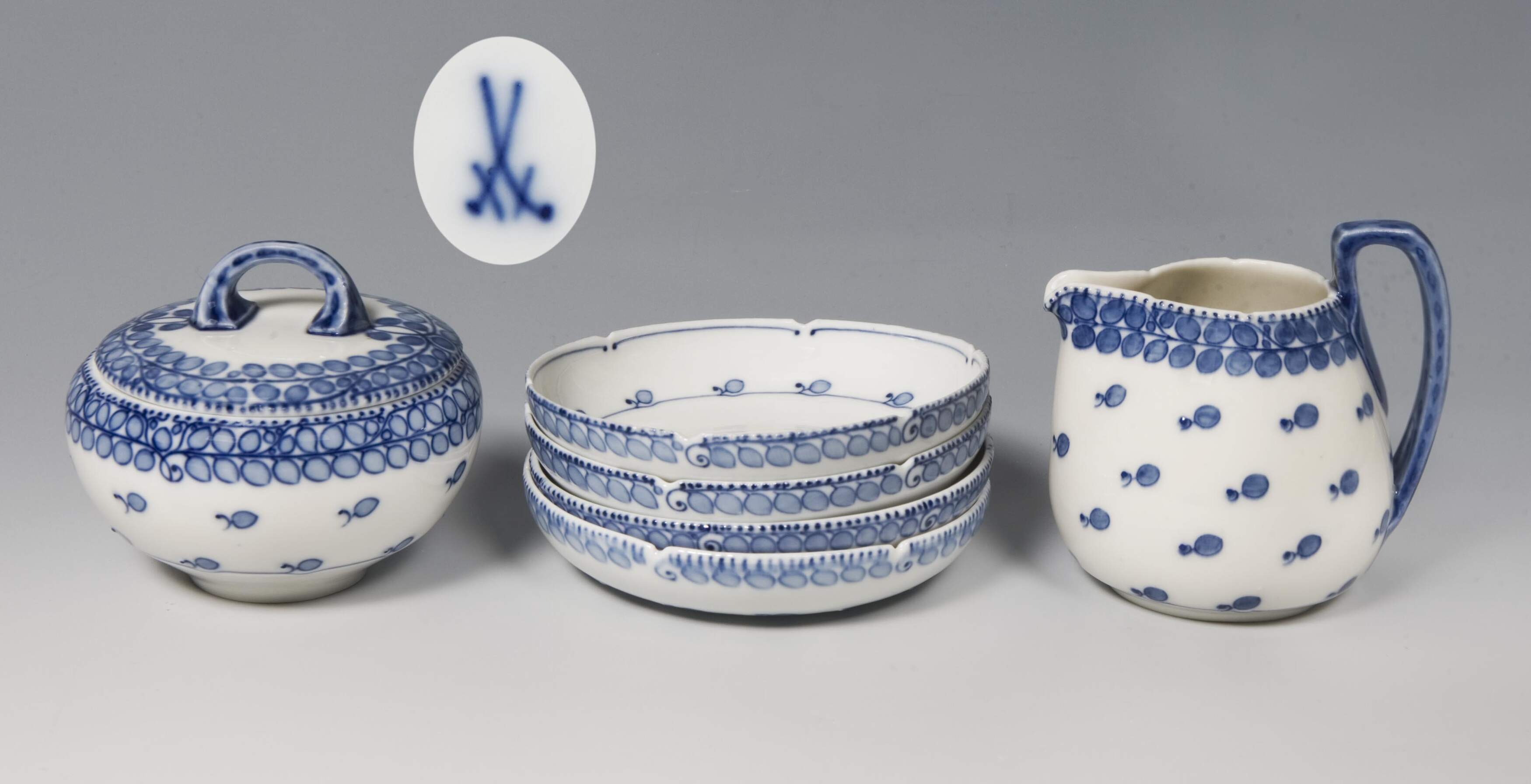 Meissen, 6 Jugendstil-Serviceteile